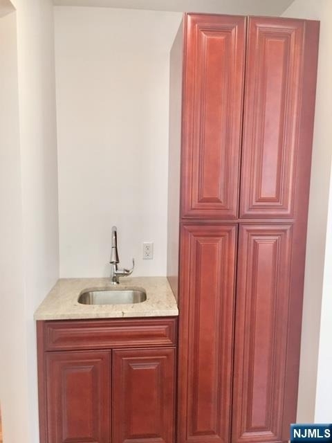 1249 Beaumont - Photo 5
