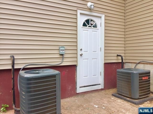 1249 Beaumont - Photo 19