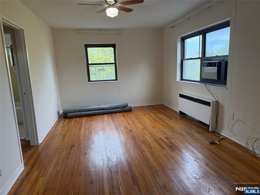 3040 Edwin - Photo 5