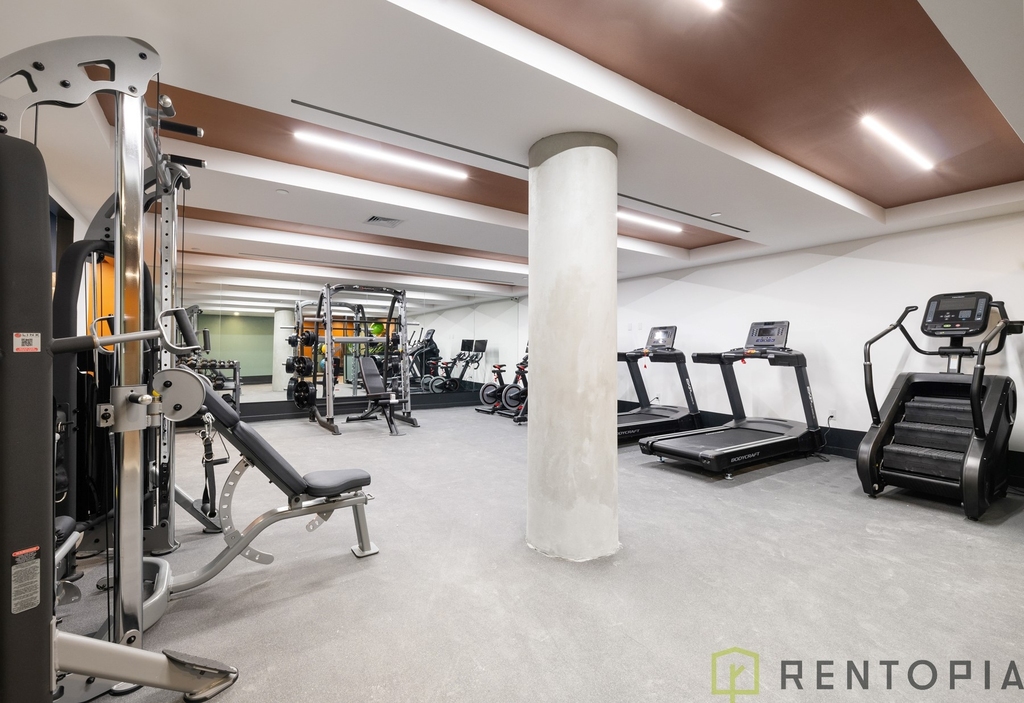 527 Grand St #103 - Photo 10