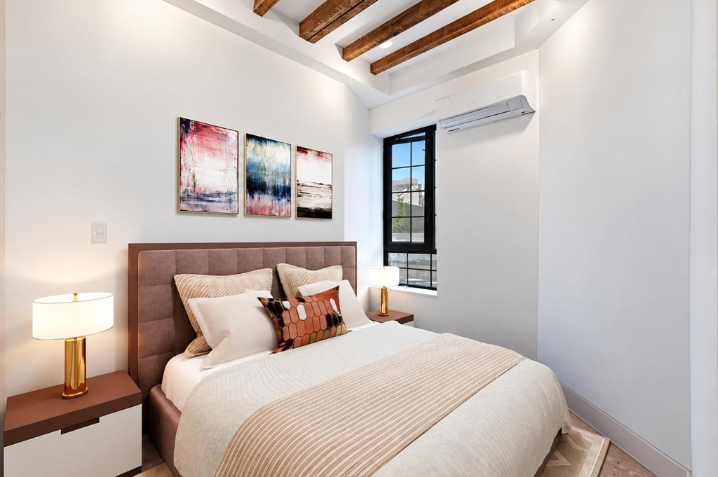 105 Berry Street #3L - Photo 2