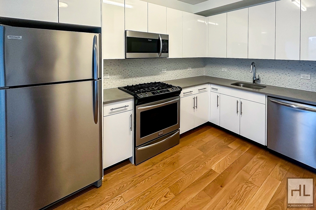 West 57th Street - Photo 1
