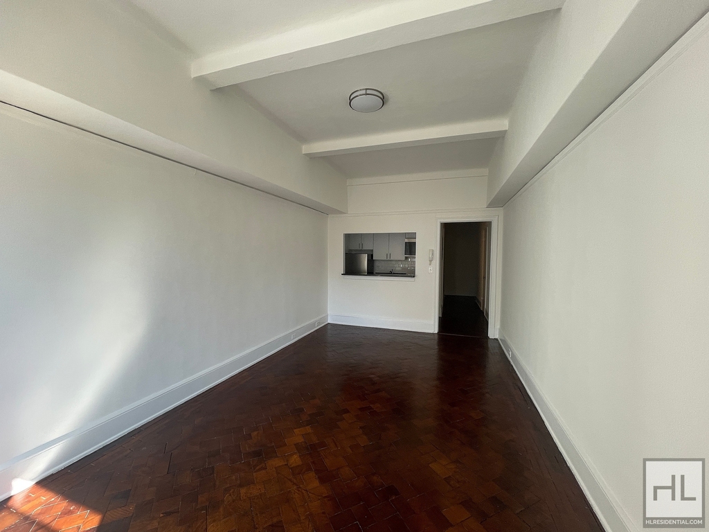 West 73rd Street - Photo 1