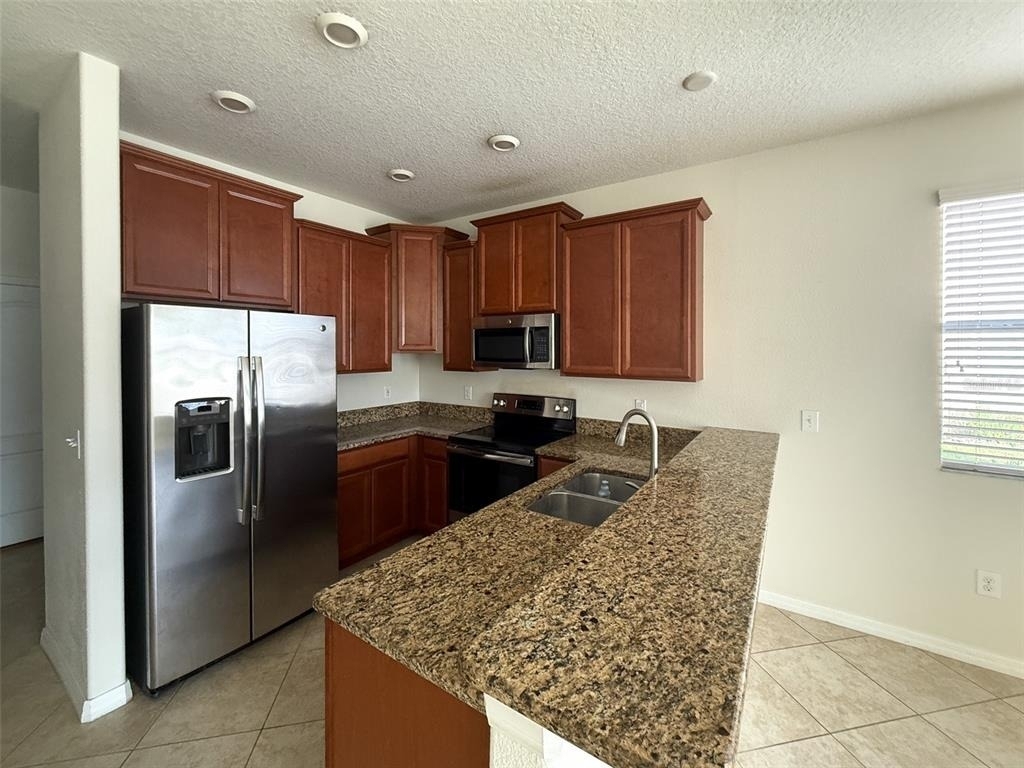 13715 Rosette Road - Photo 6