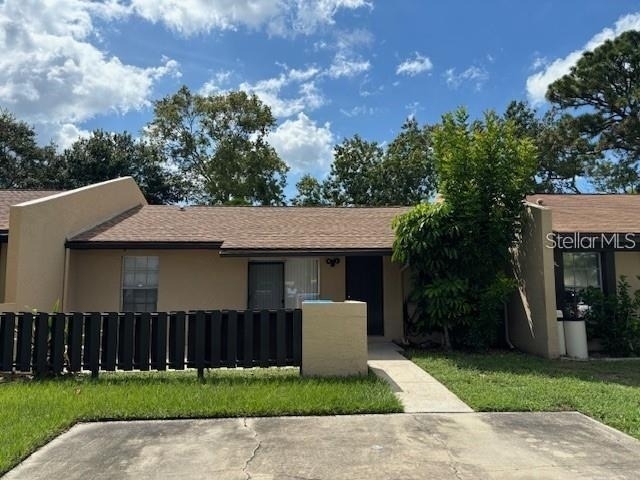 9982 87th Street - Photo 0