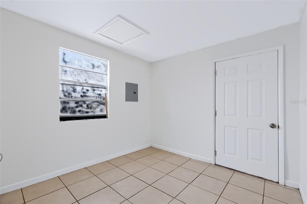 7606 Alvina Street - Photo 30