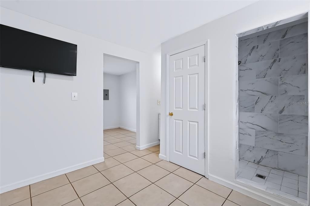 7606 Alvina Street - Photo 32