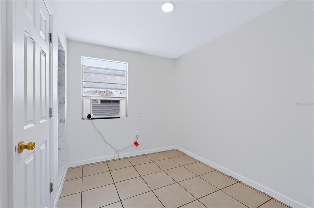 7606 Alvina Street - Photo 31