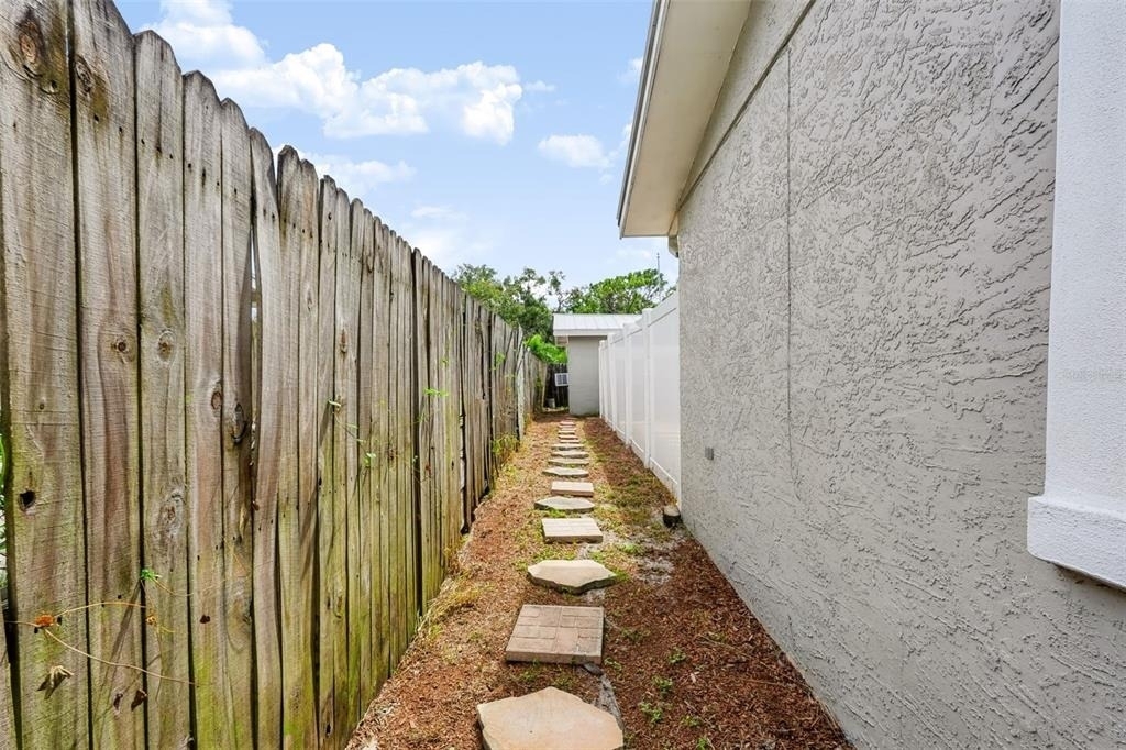 7606 Alvina Street - Photo 25