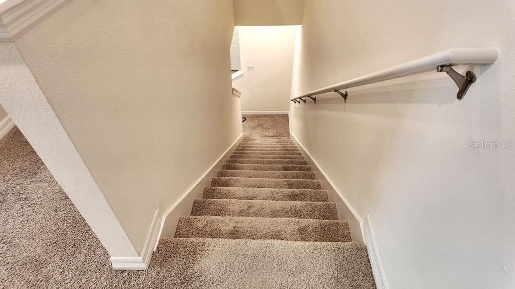 1241 Yellow Finch Drive - Photo 5