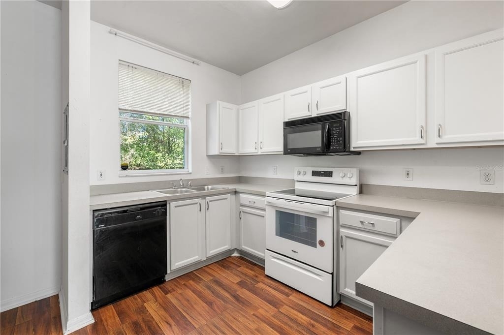 3970 Sw 20th Avenue - Photo 6