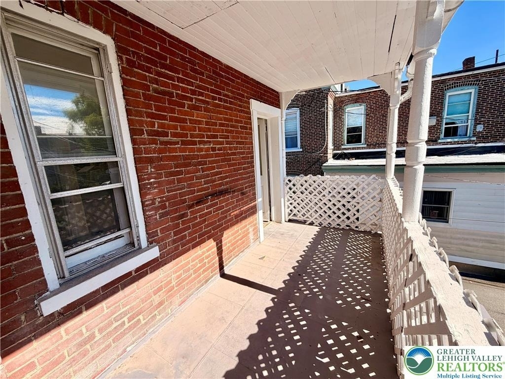 1034 Turner Street - Photo 29