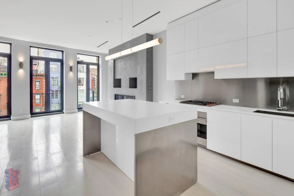 319 Bowery - Photo 8