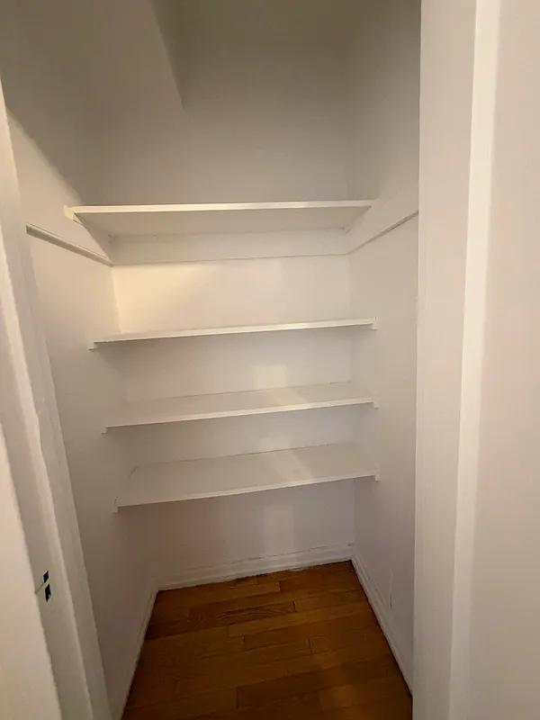 150 East 39th Street - Photo 3
