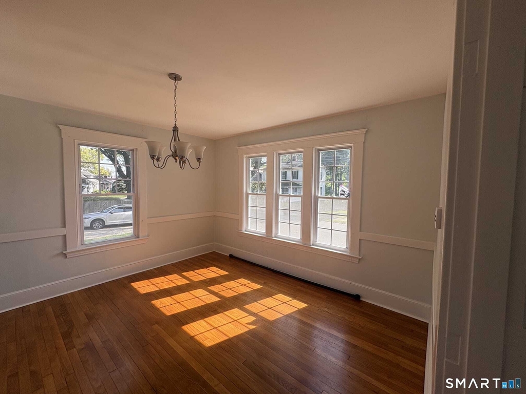139 Townsend Avenue - Photo 2