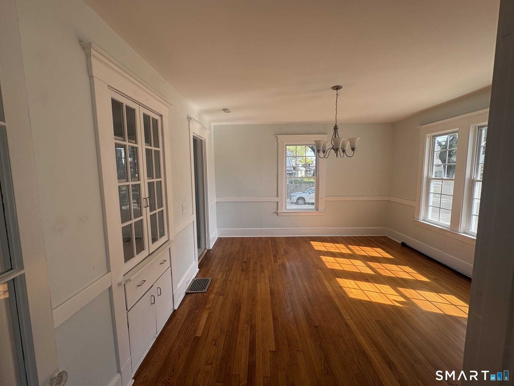 139 Townsend Avenue - Photo 3