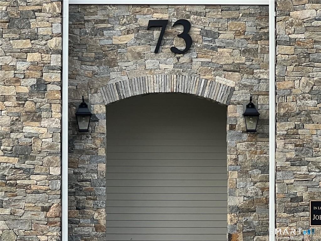 73 W Main Street - Photo 15