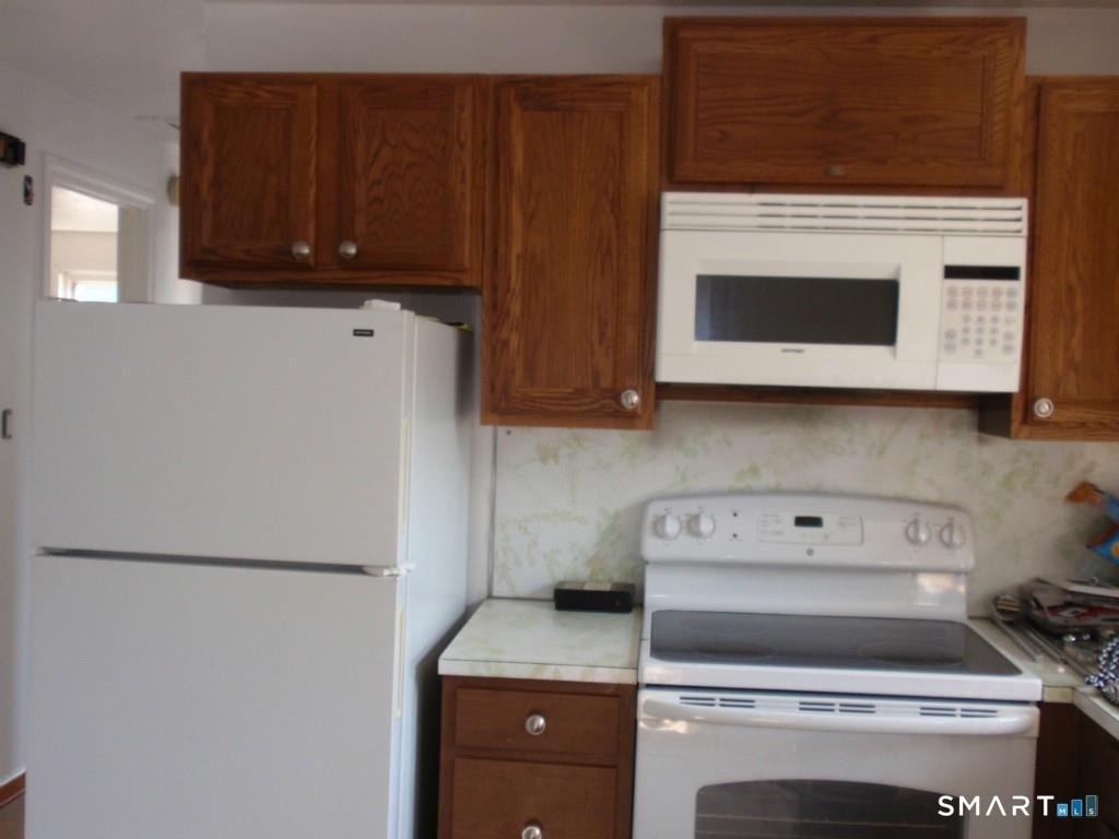 310 Emmett Street - Photo 2