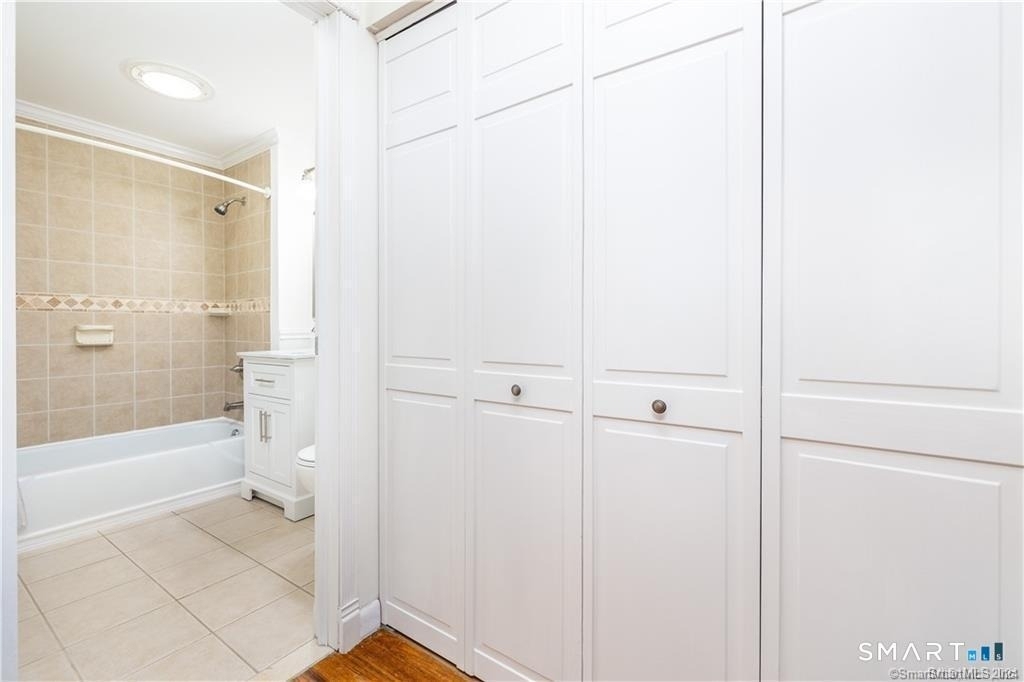 108 Oakwood Avenue - Photo 6
