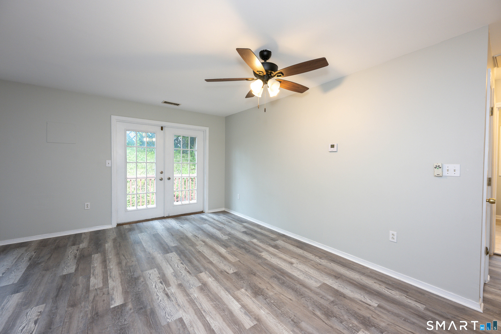 799 799 Foxon Road - Photo 5