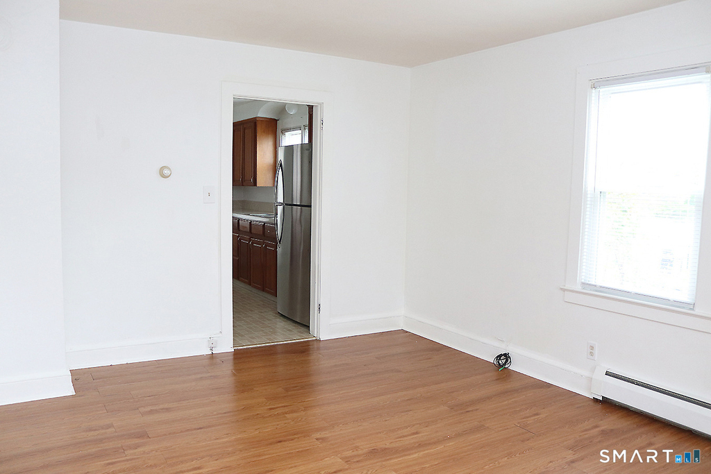 94 Wadhams Avenue - Photo 1