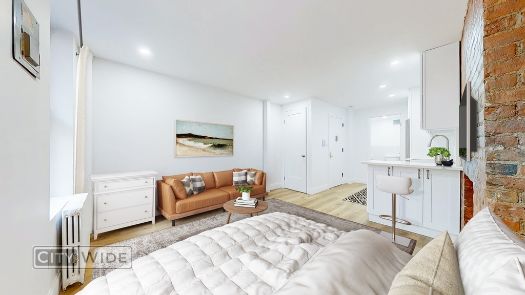 93 Clinton Street - Photo 2