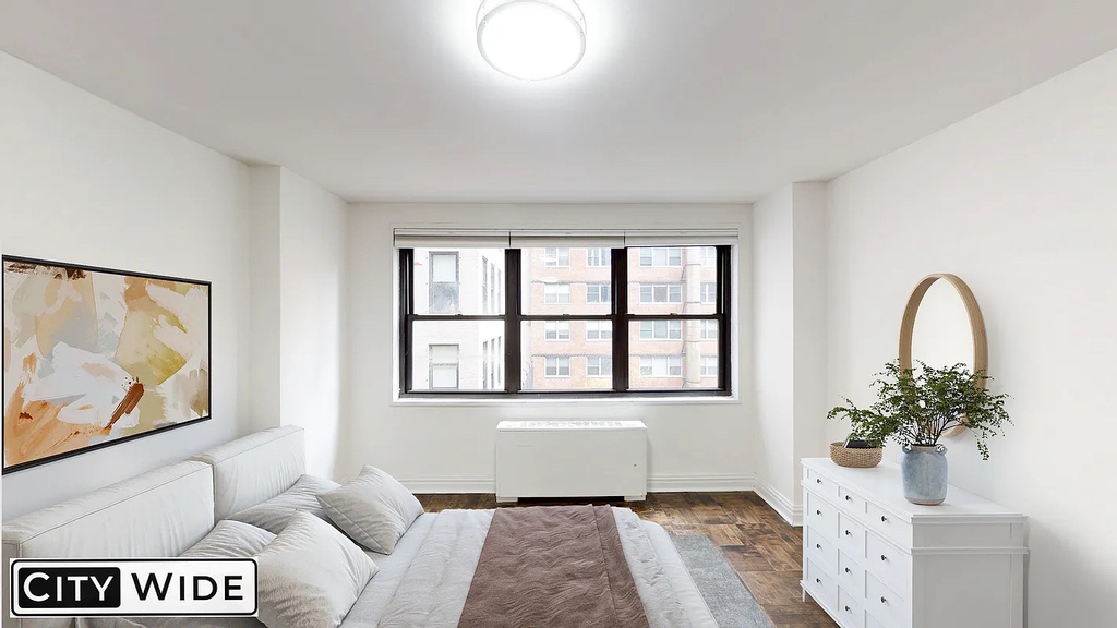 96 Fifth Avenue - Photo 3