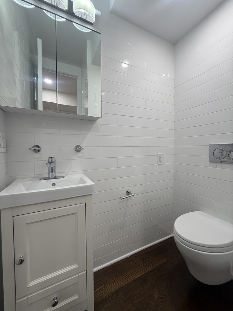 145 West 55th Street - Photo 8