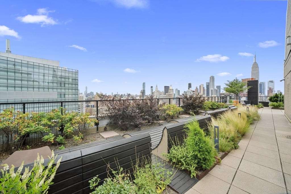 401 E 34th St - Photo 43