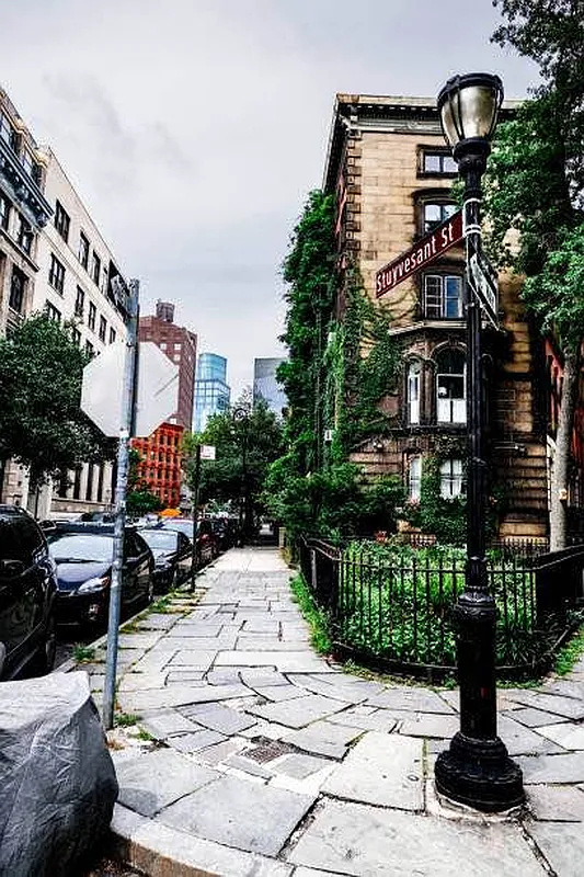 328 East 14th Street - Photo 4