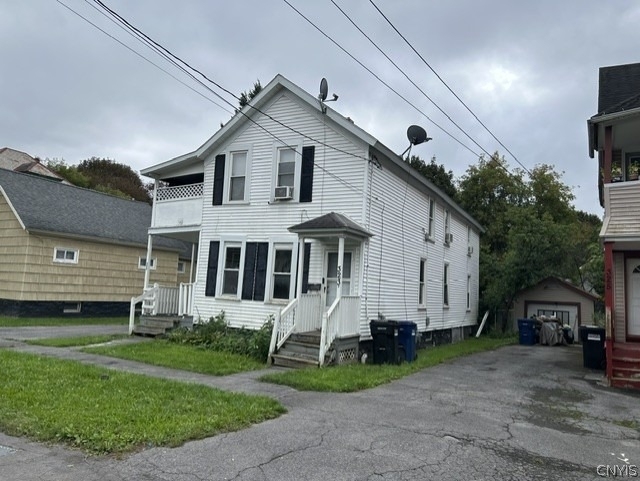 323 Rowland Street - Photo 2