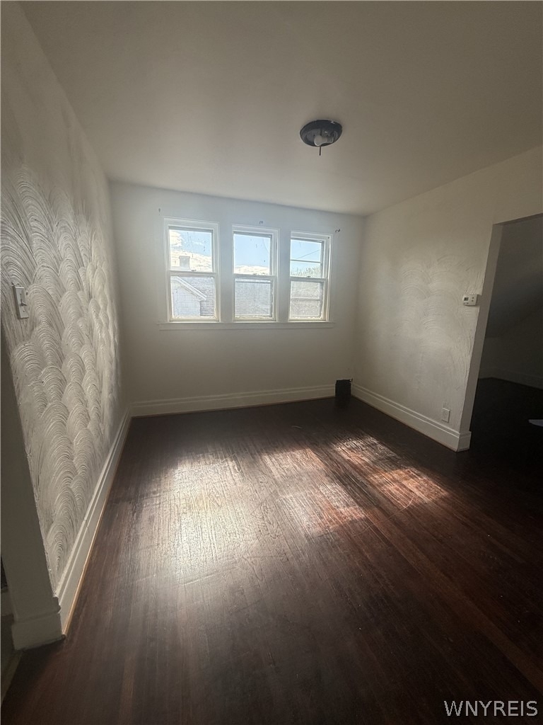 213 Courtland Avenue - Photo 2