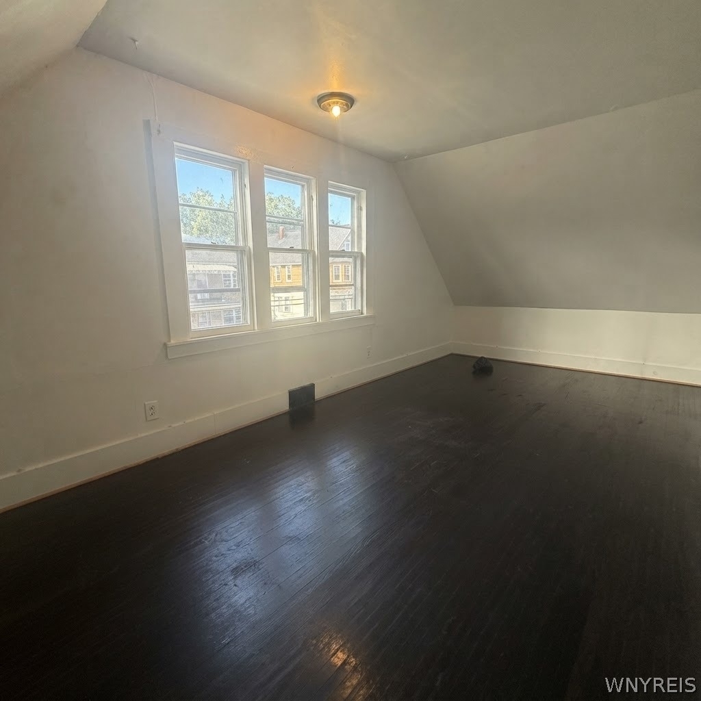213 Courtland Avenue - Photo 8