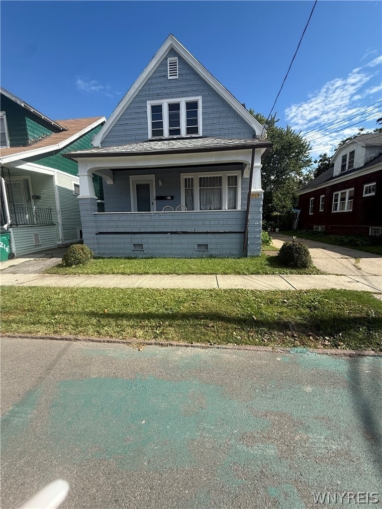 213 Courtland Avenue - Photo 0