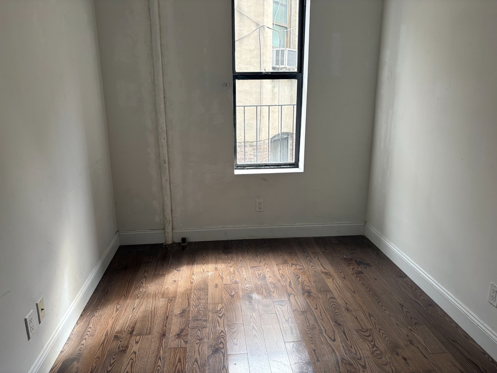 W.149th St and Broadway - Photo 3