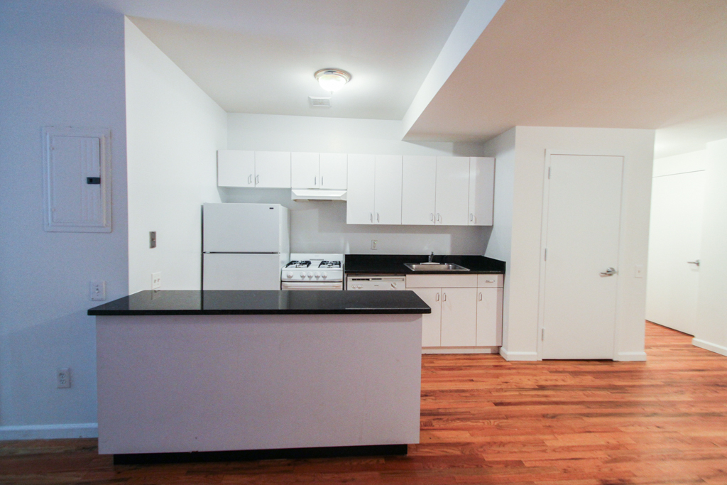 West 73rd Street - Photo 6
