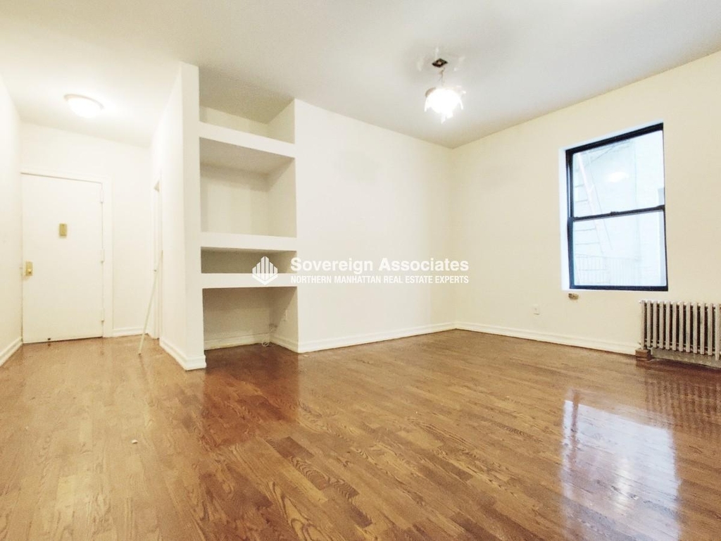 184 Nagle Avenue - Photo 2