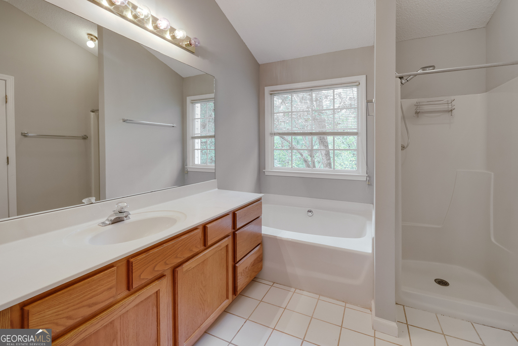 555 Snapfinger Drive - Photo 31