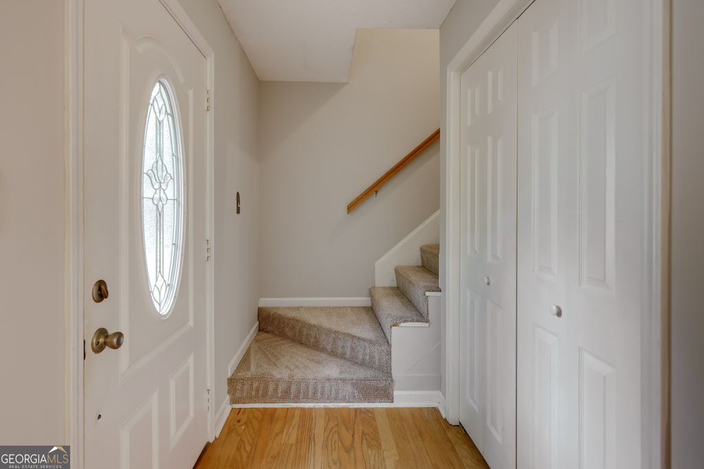 555 Snapfinger Drive - Photo 5
