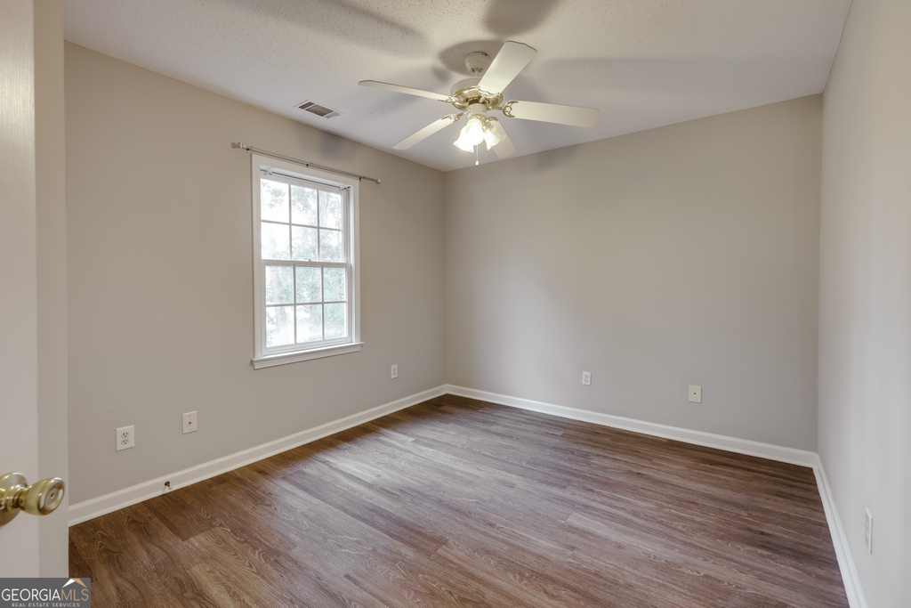 555 Snapfinger Drive - Photo 35