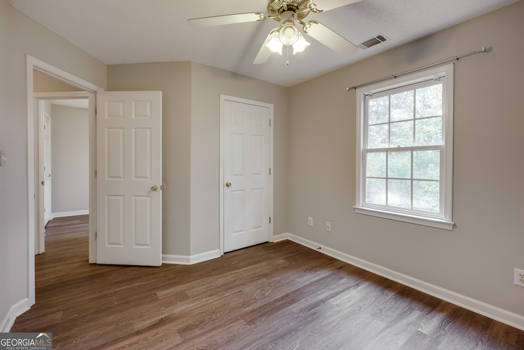 555 Snapfinger Drive - Photo 36