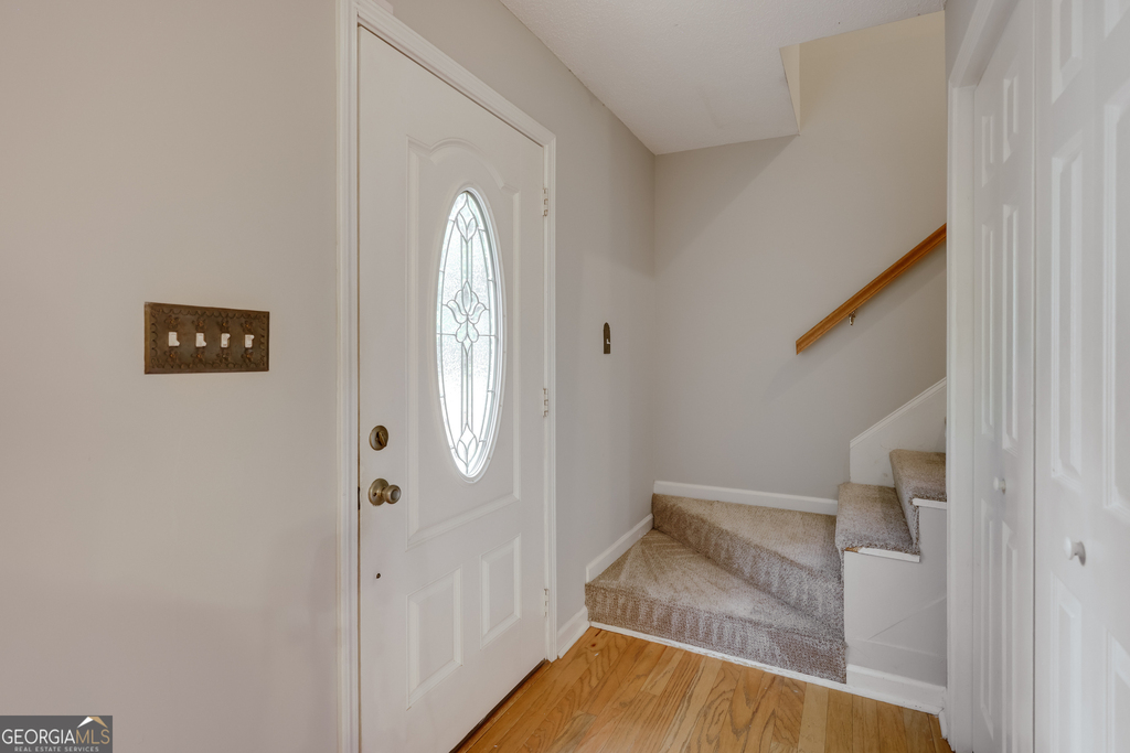 555 Snapfinger Drive - Photo 6