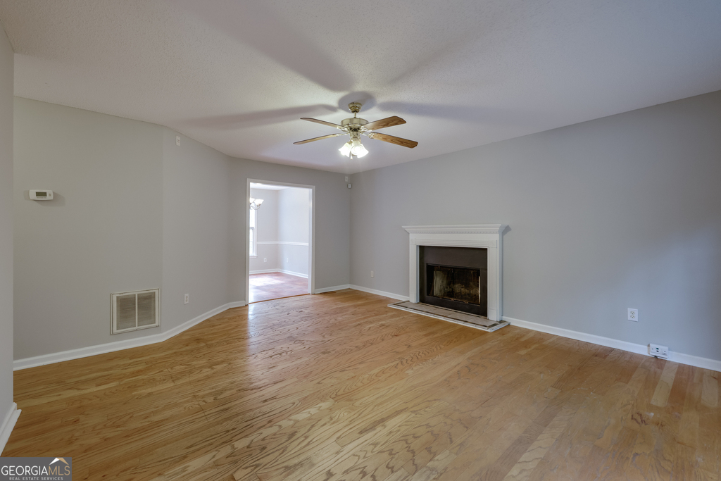 555 Snapfinger Drive - Photo 1