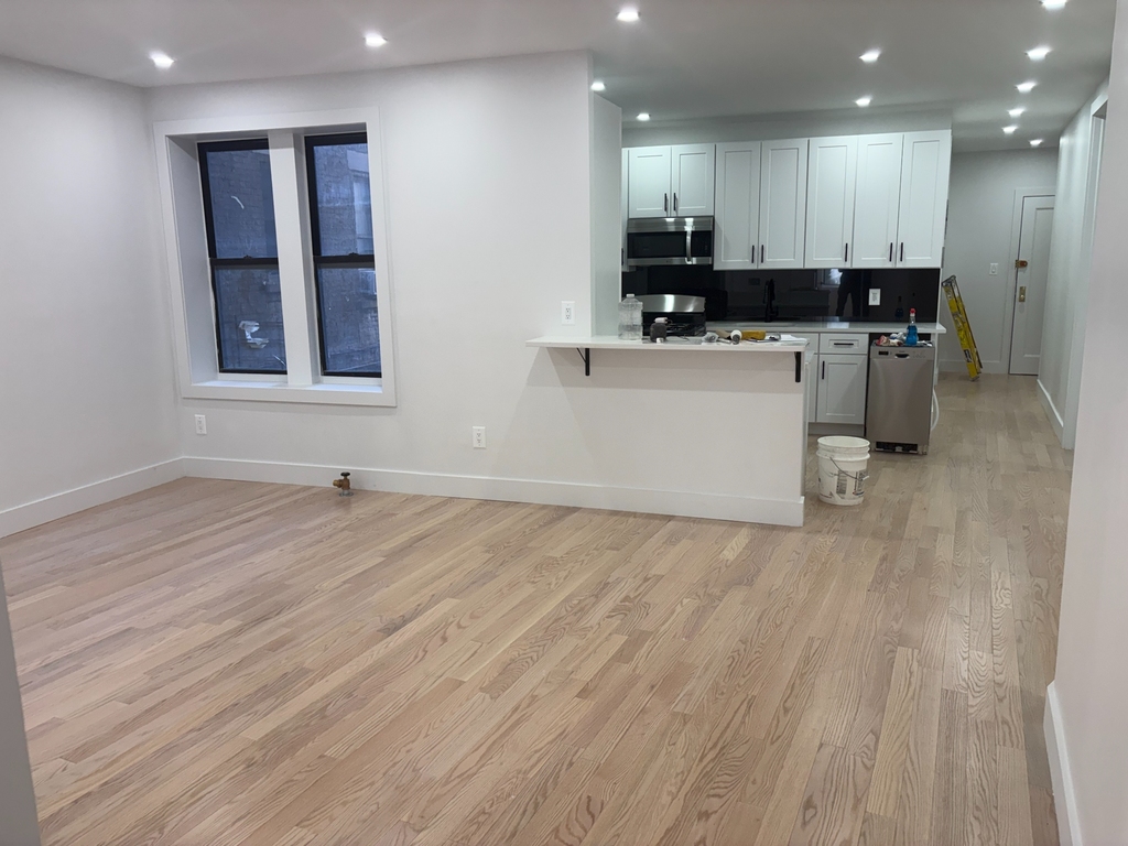 W.192nd St and Wadsworth Avenue - Photo 8