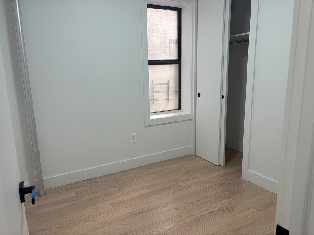 W.192nd St and Wadsworth Avenue - Photo 2