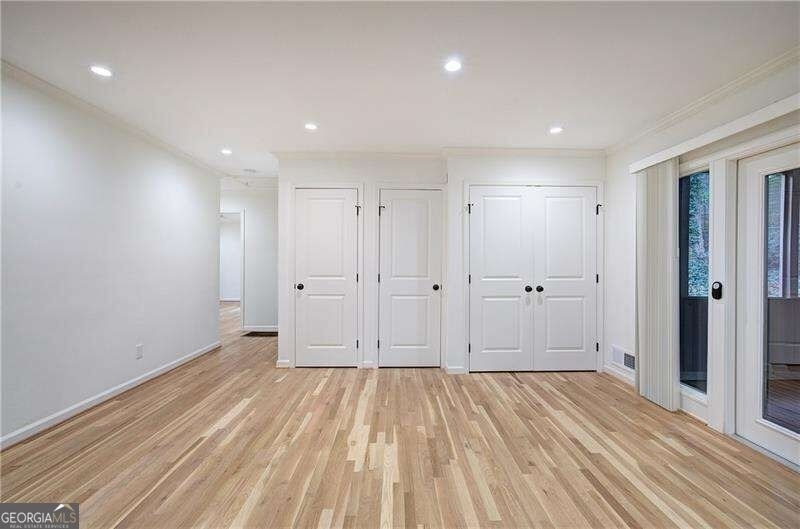 1990 Glenroy Place Se - Photo 27