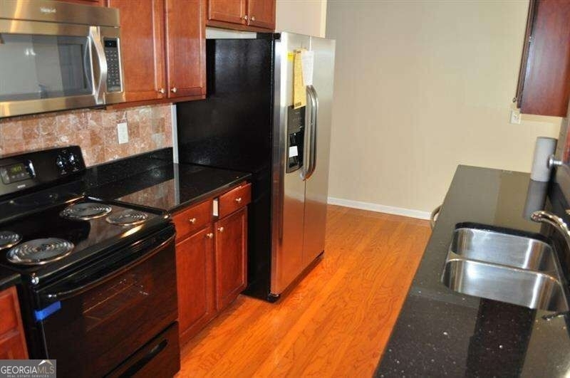 941 Pierce Ivy Court - Photo 4