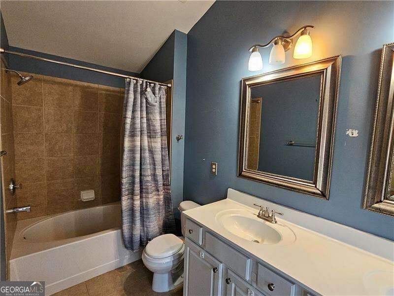 1367 Thornborough Drive - Photo 14