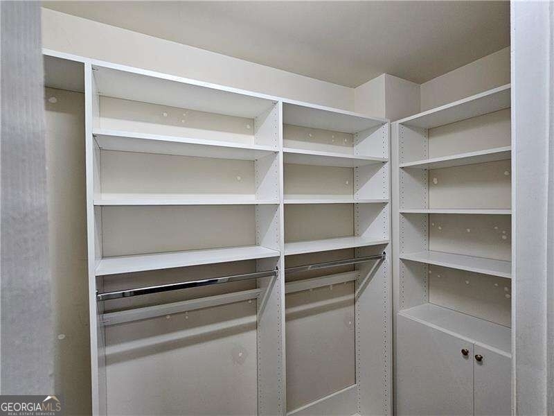 1367 Thornborough Drive - Photo 16