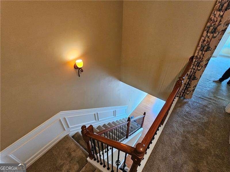 1367 Thornborough Drive - Photo 12